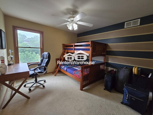 Building Photo - 15420 Plumstone Dr