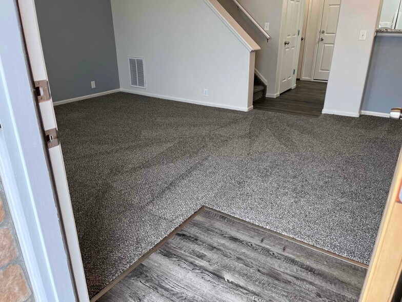 Building Photo - 1888 Reilly Grove