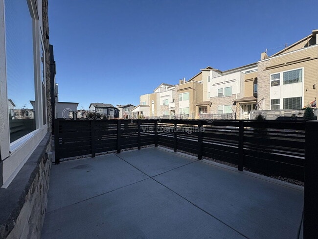 Building Photo - 2657 W 68th Pl