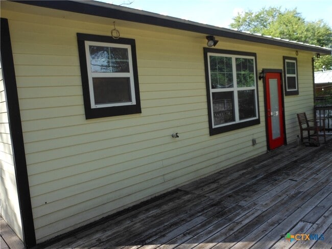 Building Photo - 355 Hampe St