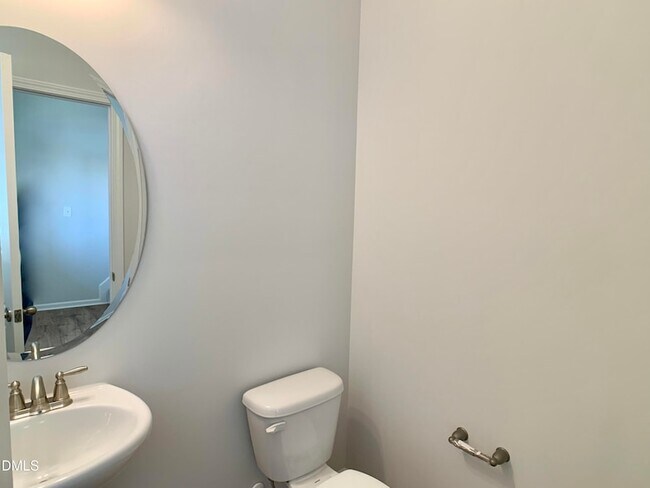 Building Photo - 21 Henhouse Ct