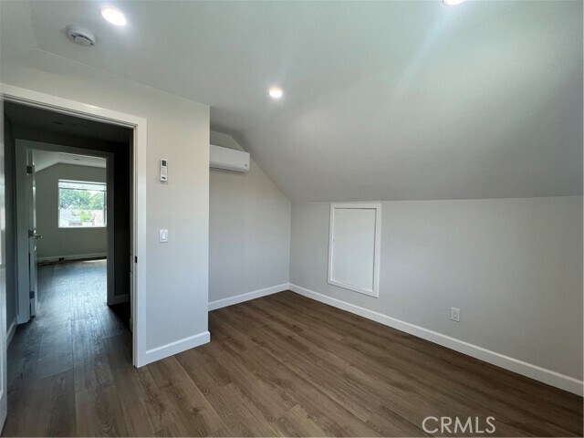 Building Photo - 15785 Stanbrook Dr