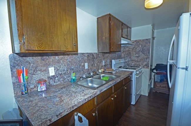 Interior Photo - Villa Madrid Apartments