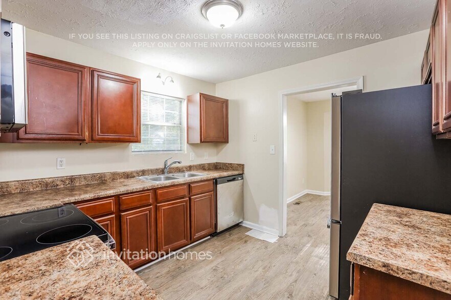 Building Photo - 3629 Sharon Ct