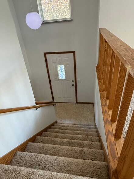 Building Photo - 1110 N 16th Ave