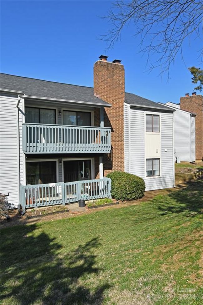 Building Photo - 1185 Harrowfield RD Management company Select Real Estate Group INC