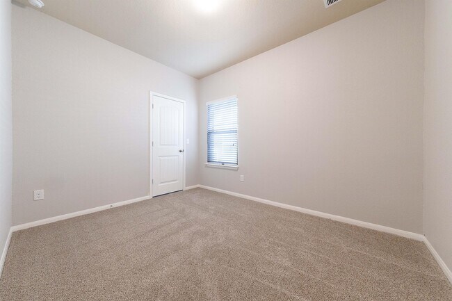 Building Photo - 3011 Tilmon Ln.