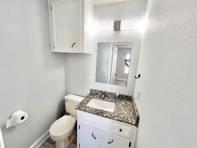 Building Photo - 4021 Avenue Q 1/2