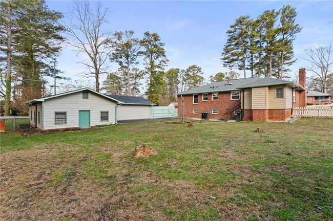 Building Photo - 798 Bank St SE