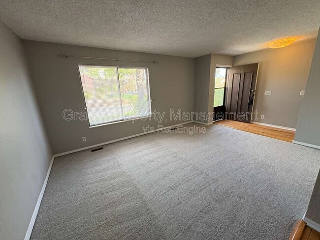 Building Photo - 3541 S Kittredge St