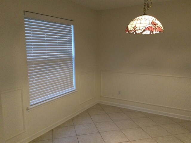 Building Photo - 7212 Glendyne Dr S
