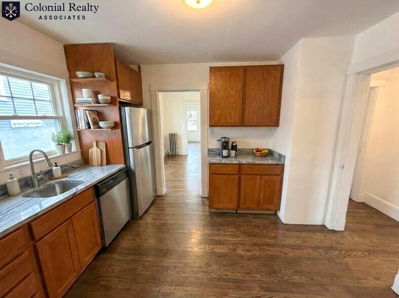 Building Photo - 42 Copeland St