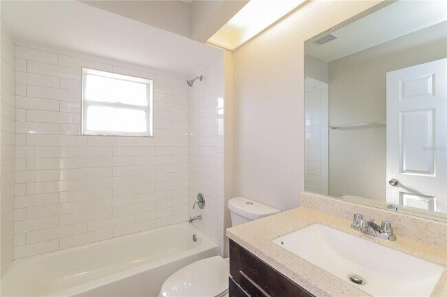 Building Photo - 171 Bergen Cir