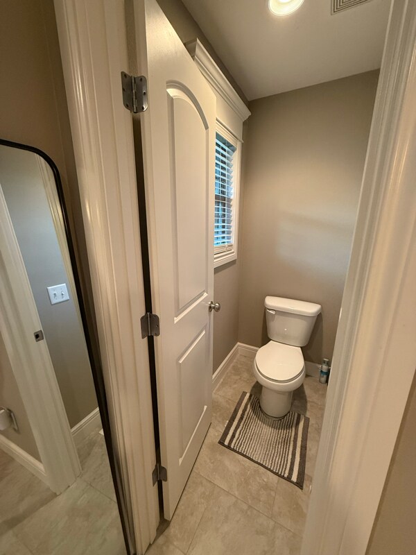 Building Photo - 5010 E Wild Horse Dr