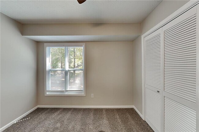Building Photo - 6319 Sherrian St