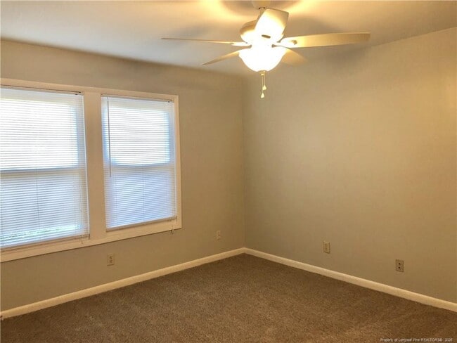 Building Photo - 6776 Willowbrook Dr