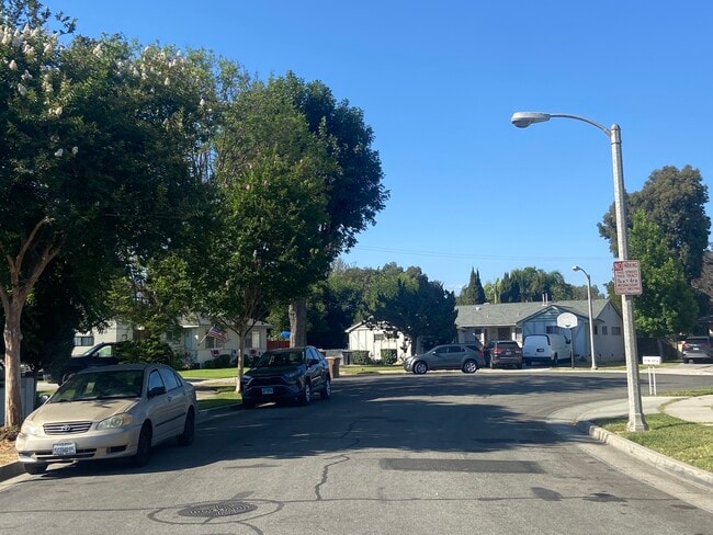 Primary Photo - 207 Santa Clara Pl