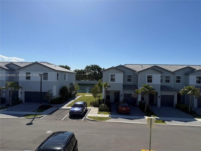 Building Photo - 145 SW 184th Ave