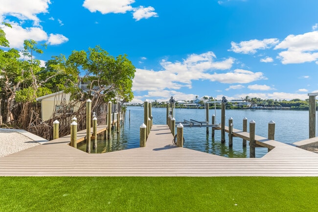 Building Photo - 1874 18th St