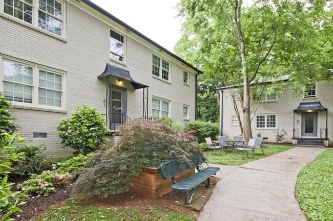Primary Photo - 190 Kirkwood Rd NE