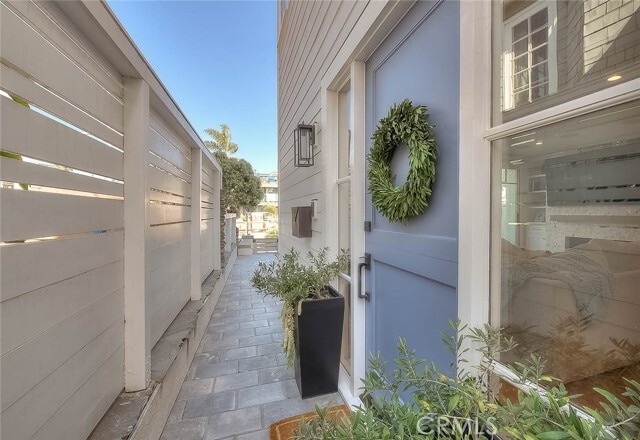 Building Photo - 13 Rivo Alto Canal