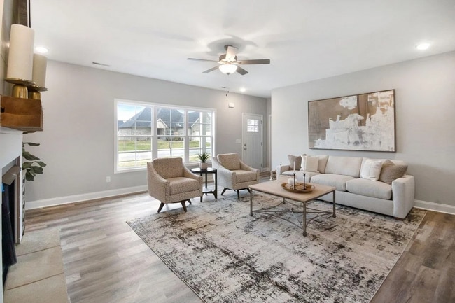 Building Photo - 7046 Shelton Ln