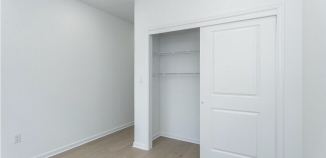 Building Photo - 1644 N Marshall St