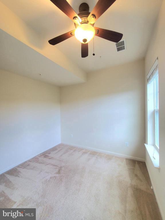 Building Photo - 135 Prado Ln