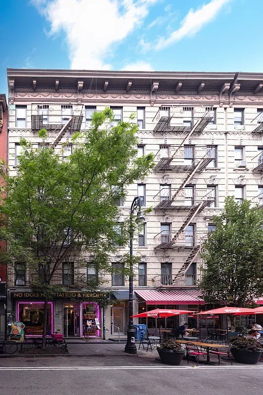 Building Photo - 75 Orchard St