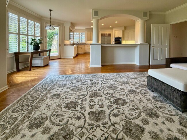 Building Photo - 1876 Heritage Way