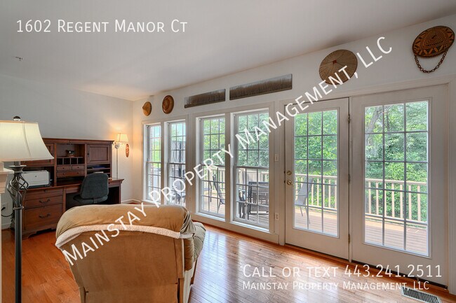 Building Photo - 1602 Regent Manor Ct