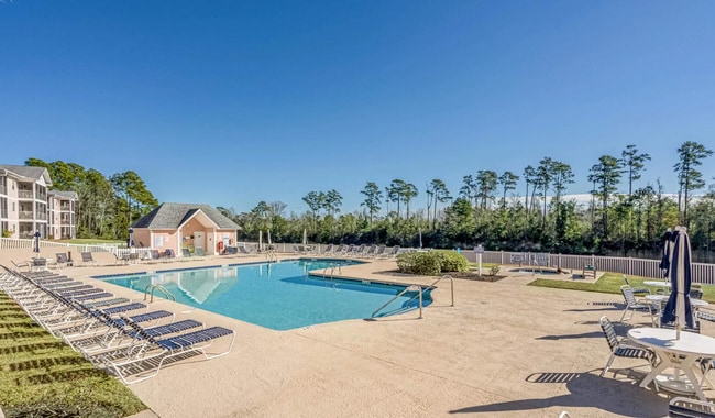 Building Photo - 637 Waterway Village Blvd