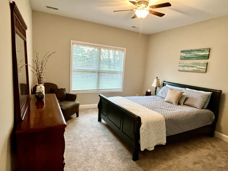 Building Photo - 122 Cedar Lake Rd