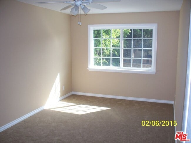 Building Photo - 7830 W 83rd St