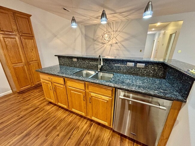 Building Photo - Italian Estates Property Management