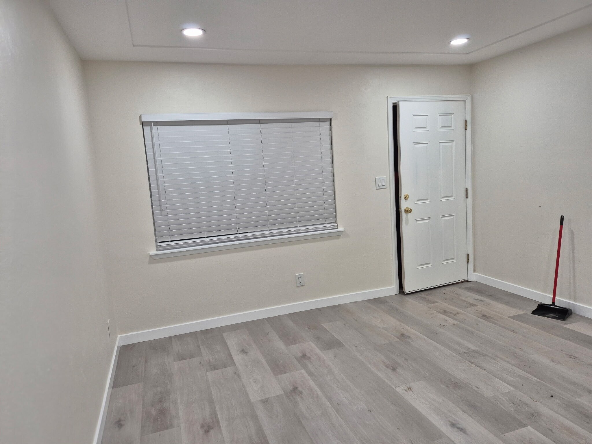 Building Photo - 2904 N 1st St