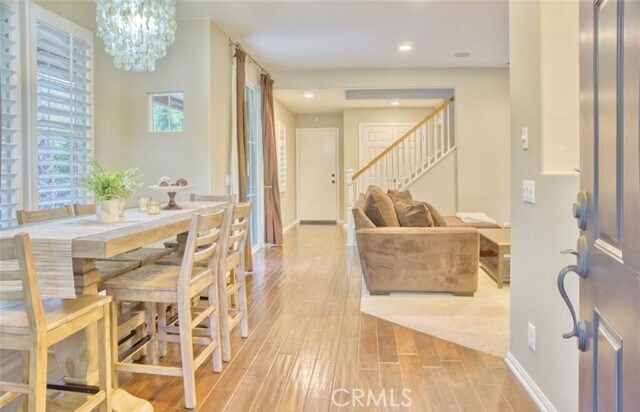 Building Photo - 2 Evergreen Rd