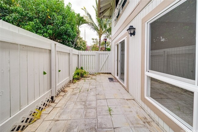 Building Photo - 7007 Hawaii Kai Dr