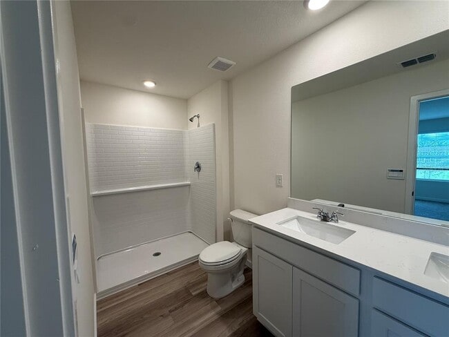 Building Photo - 6524 SW 82nd Lp