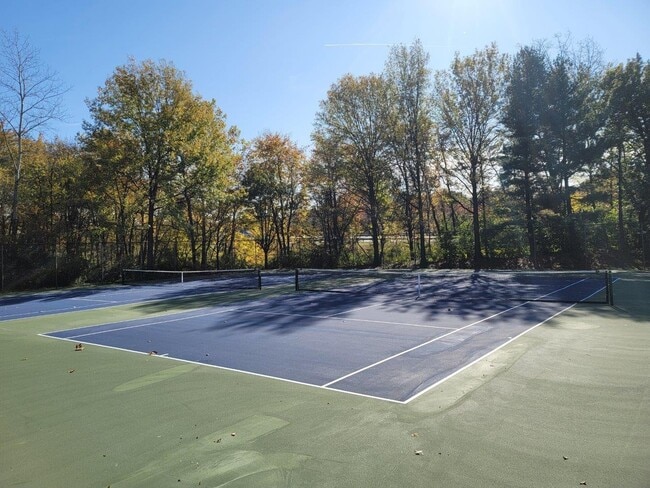 Building Photo - 305 Rain Water Way