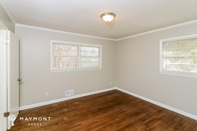 Building Photo - Brick Home in Austell, GA