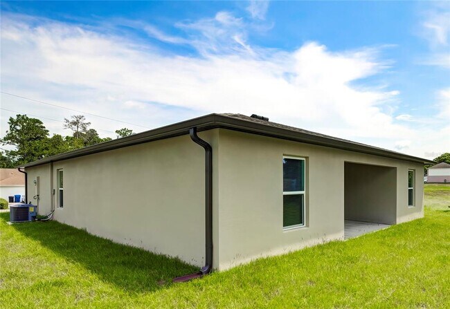 Building Photo - 2440 Ring Rd