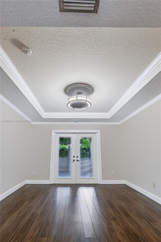Building Photo - 4927 Lombard Pass Dr