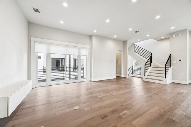 Building Photo - 1617 Wheeler Ave