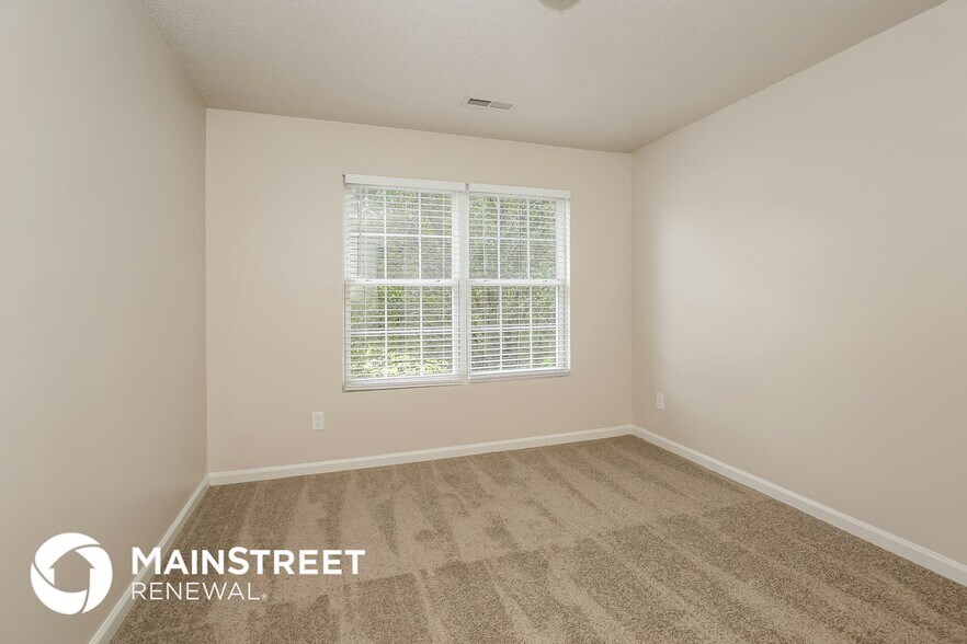 Building Photo - 2023 Gramercy Park Dr