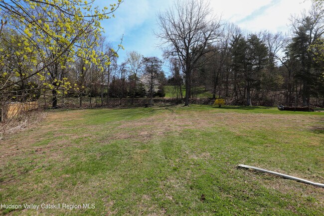Building Photo - 111 Zandhoek Rd