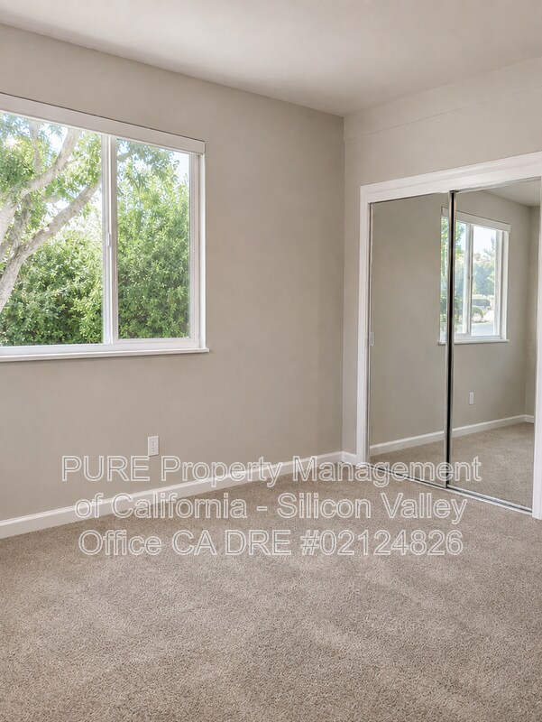 Building Photo - 40469 Shaw Ct