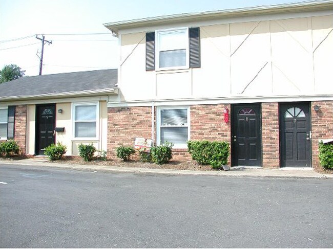 Building Photo - Chatham II Apartments