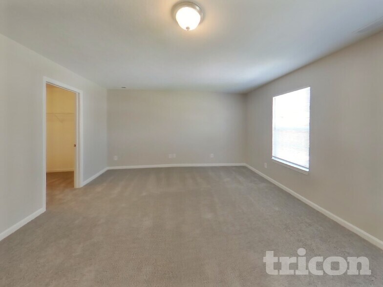 Building Photo - 4459 Bellchime Dr