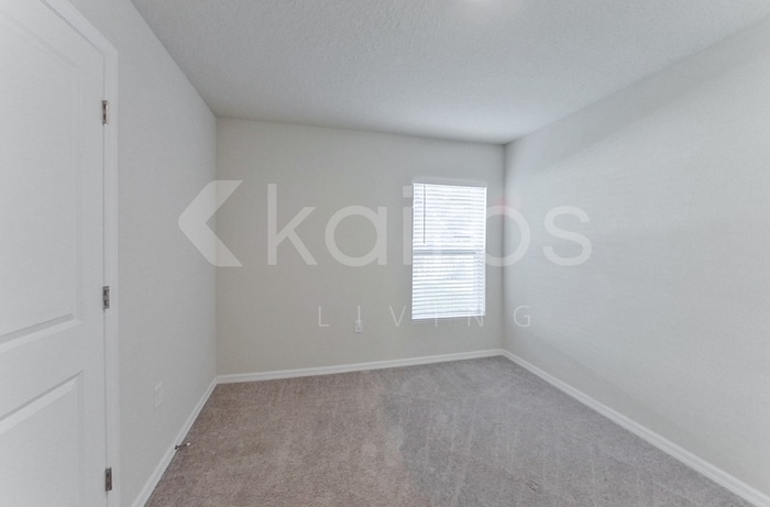 Building Photo - 1244 W Hanover Ln